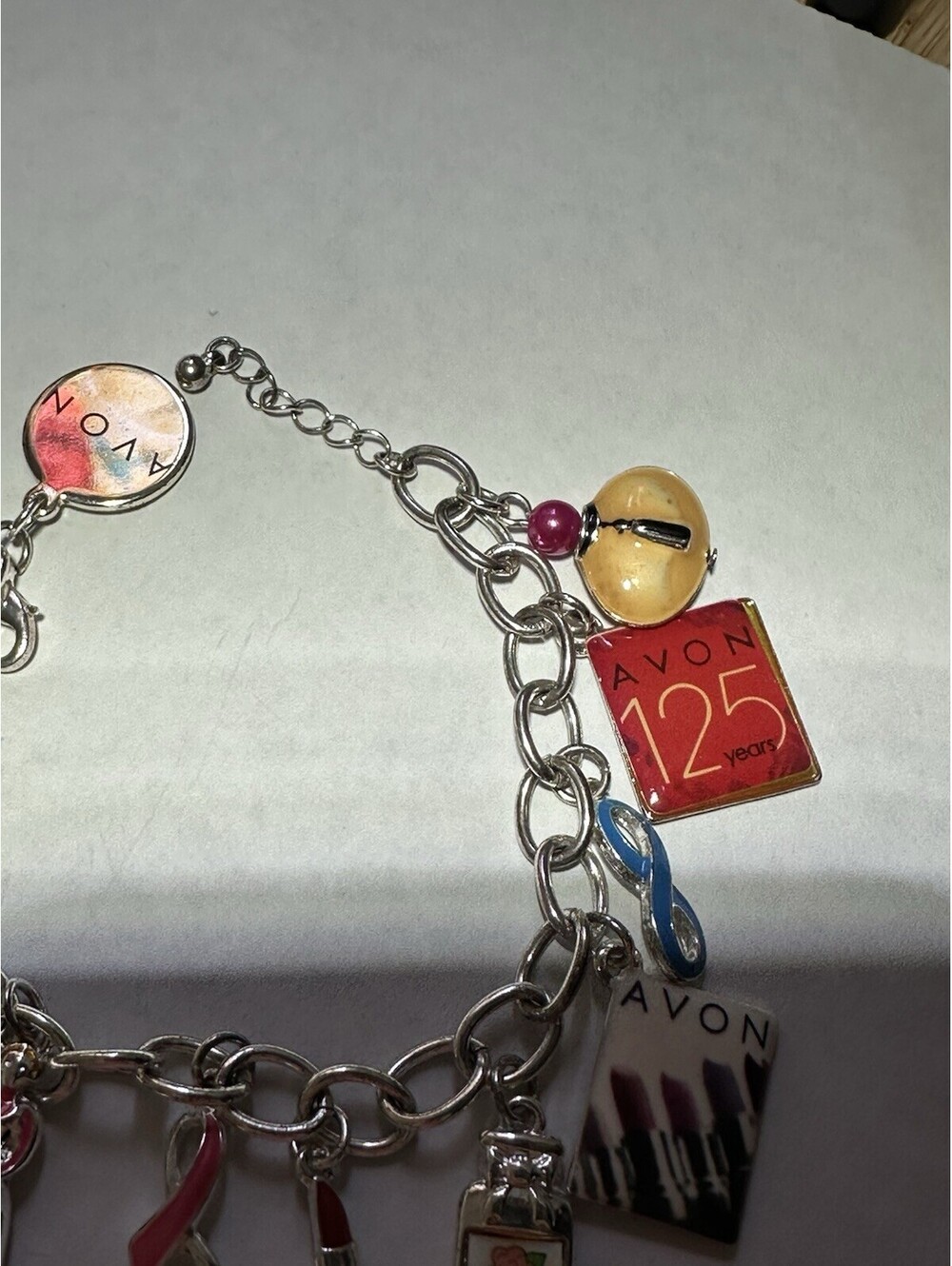 Vintage Avon 125 Years Charm Bracelet Silver Tone 7.5"Signed - Picture 2 of 5